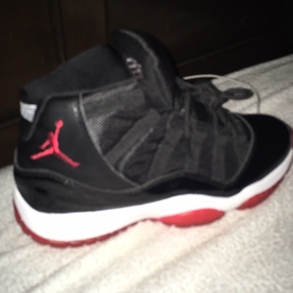 Bread 11’s - Picture 3 of 8